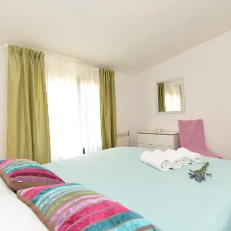 House Rudi 1504